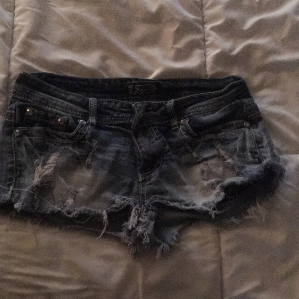 Shorts - Picture 2 of 2